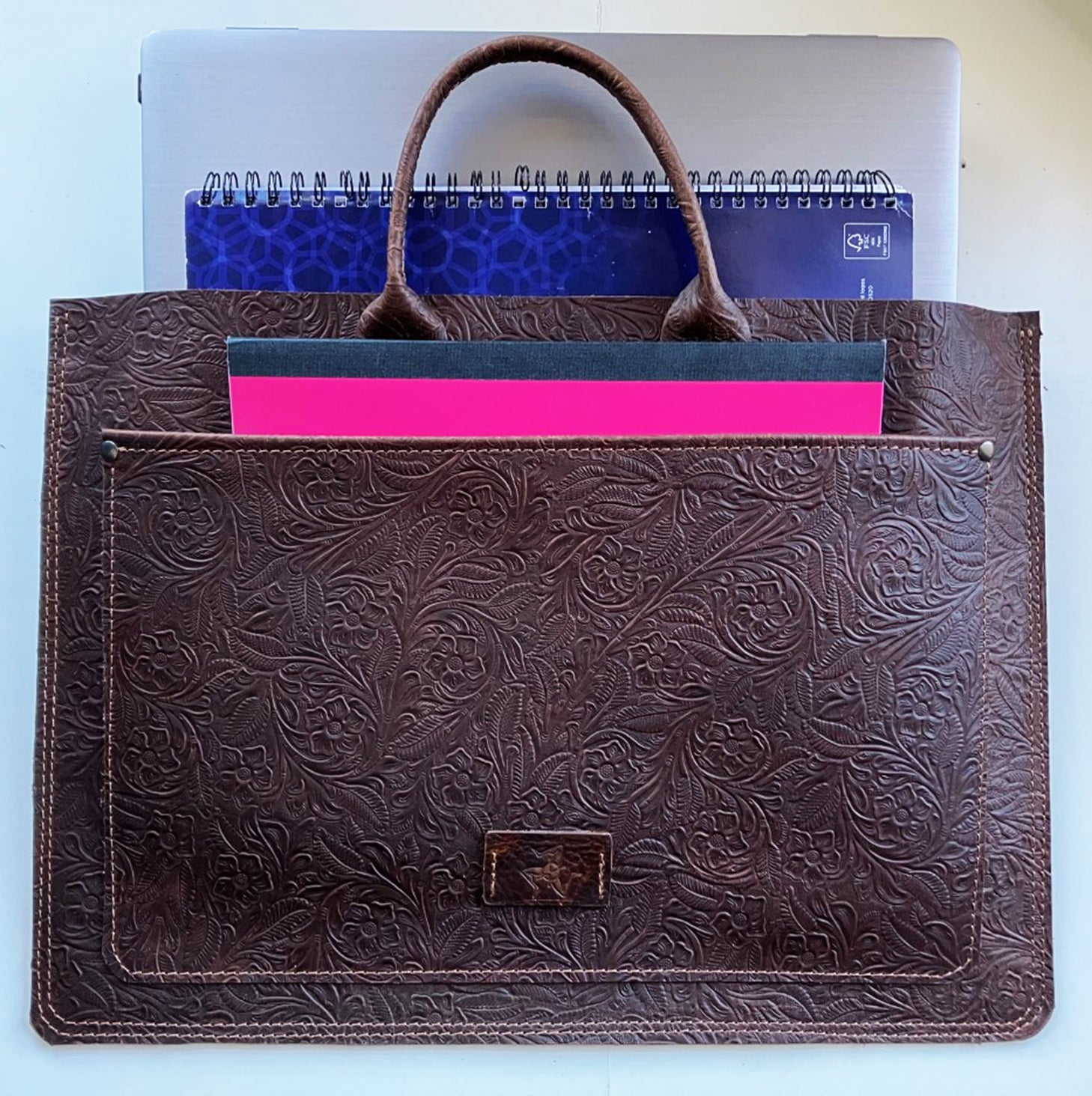 Laptop Sleeve with Handles Flower Brown