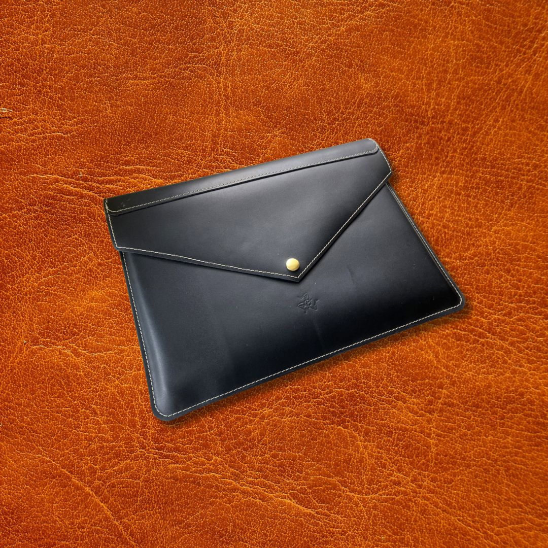Laptop sleeve